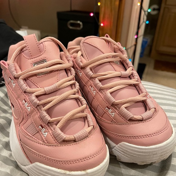 Fila - Picture 2 of 2